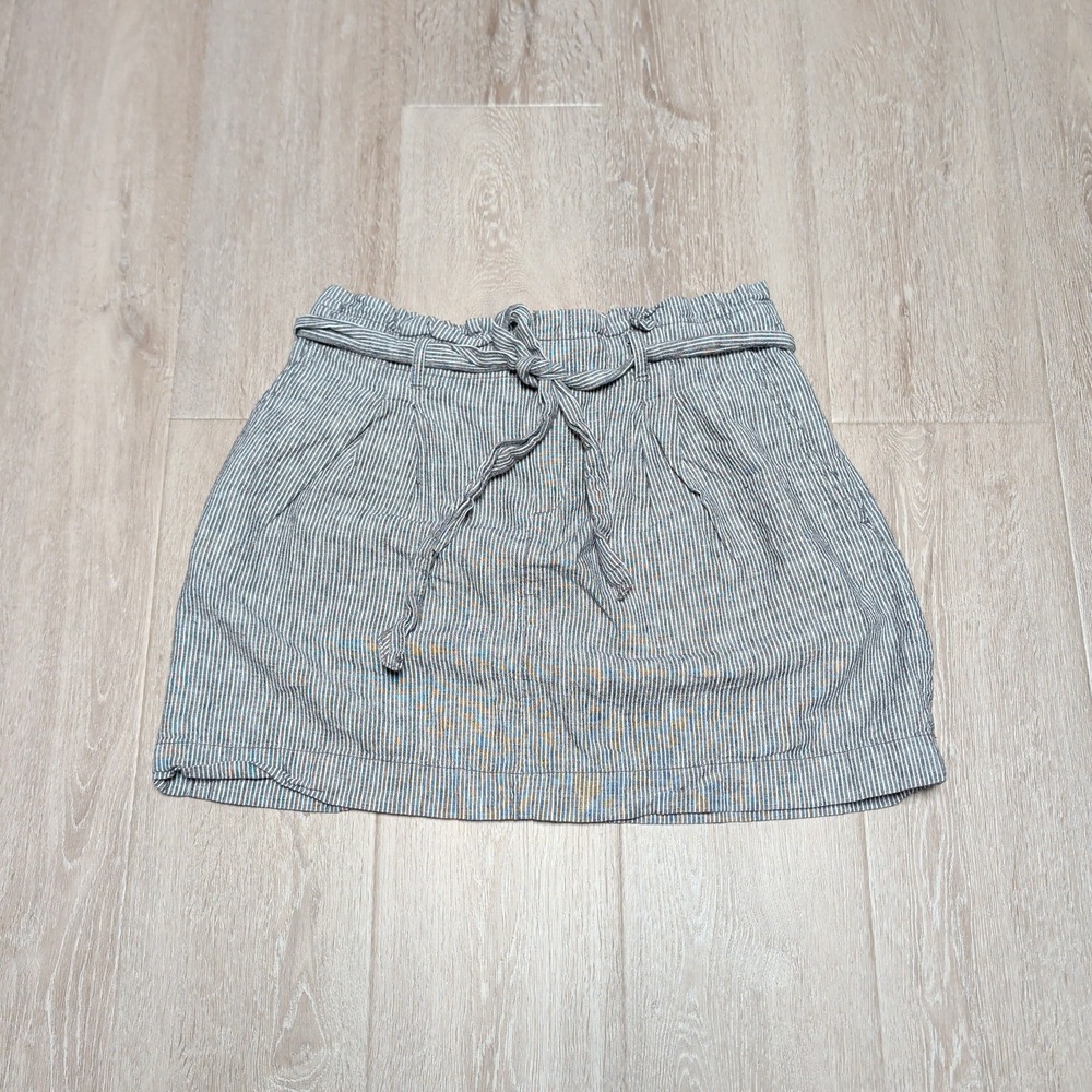 LOFT Grey White Pinstripe Paperbag Waist Mini Skirt with Tie Belt Womens Size 10